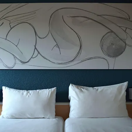 Hotell Ibis Paris Nord Parc Des Expositions 3*