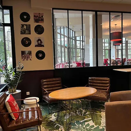 Ibis Paris Nord Parc Des Expositions 3*