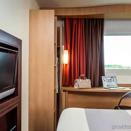 Ibis Paris Nord Parc Des Expositions Hotel 3*