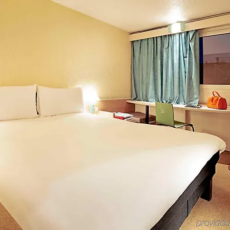 Ibis Paris Nord Parc Des Expositions Hotel